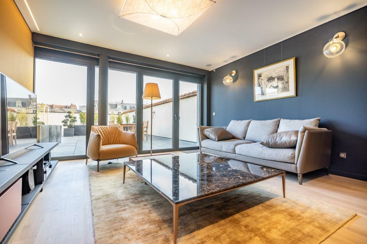 Les Suites 7 Anges - Parking, Vue Cathedrale & Centre Historique Reims Exterior photo