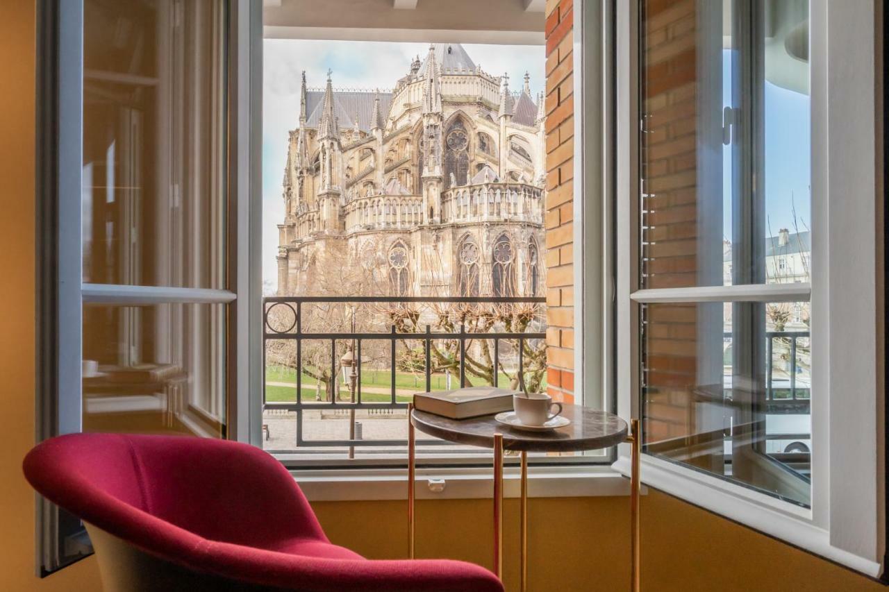 Les Suites 7 Anges - Parking, Vue Cathedrale & Centre Historique Reims Exterior photo